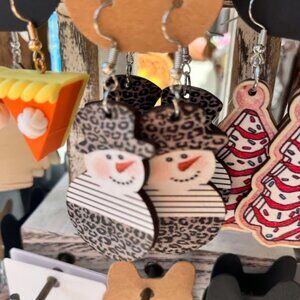 Leopard Snowman Wood Christmas Earrings